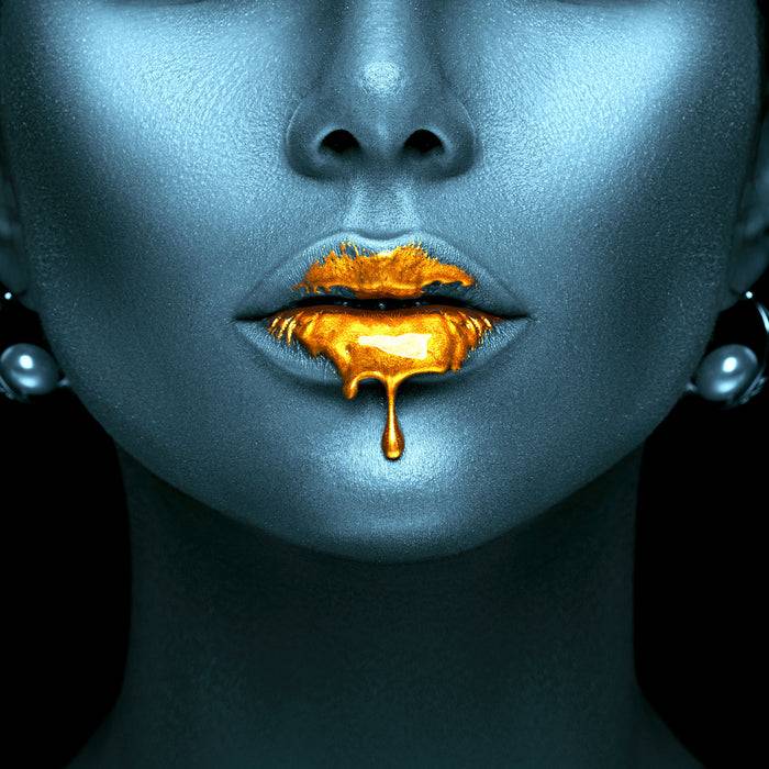 Pixxprint Frauenmund mit goldenem Gloss, Glasbild Quadratisch VIP-Rabatte