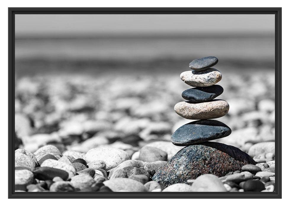 Pixxprint Steinpyramide am Kiesstrand B&W Detail, im Schwebe-Effekt Bilderrahmen Weihnachtsangebot