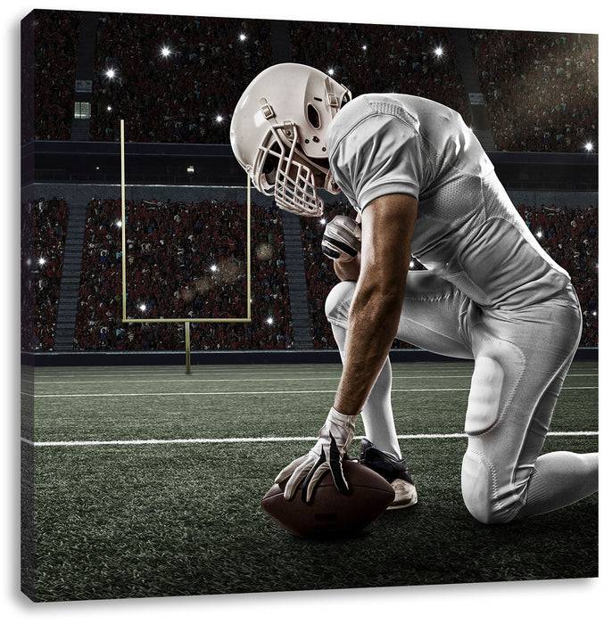 Pixxprint knieender Football-Spieler, Leinwandbild Cyber Monday