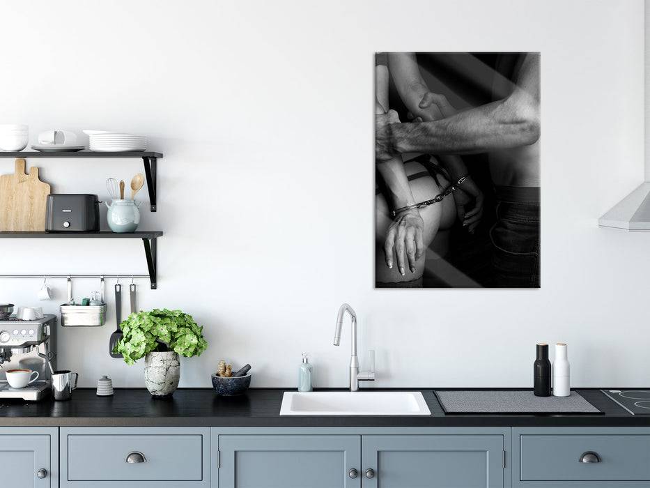 Pixxprint Sexy Frau in Handschellen, Glasbild Valentinstagsangebot