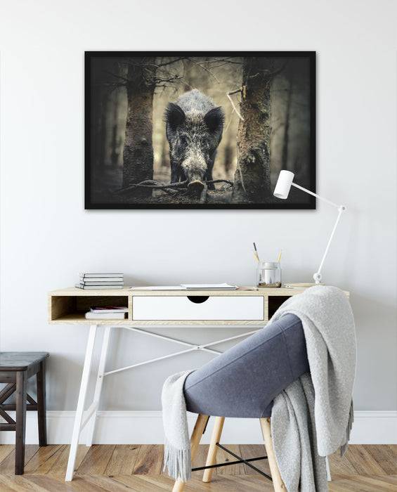 Pixxprint Nahaufnahme Wildschwein im Wald, Poster mit Bilderrahmen 50% Rabatt mit kostenlosem Versand