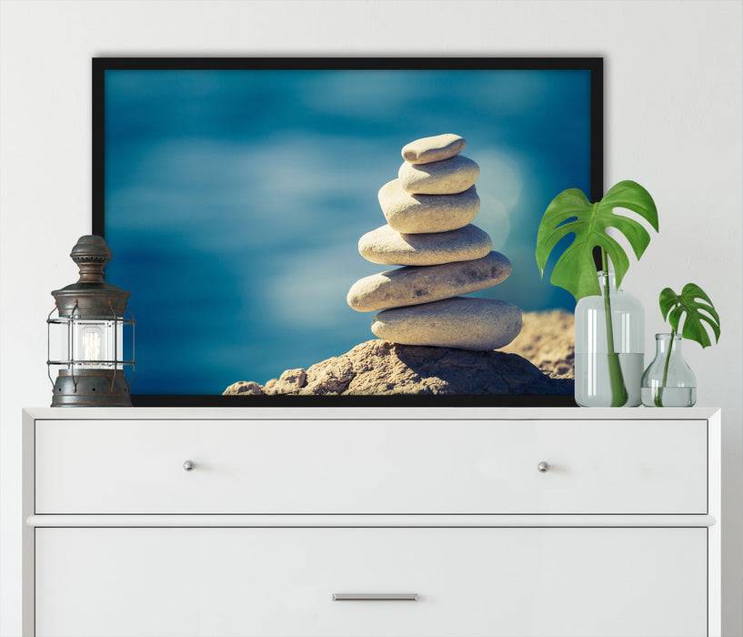 Pixxprint Steinpyramide am Strand, Poster mit Bilderrahmen Clearance-Verkauf