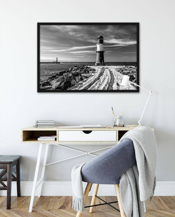 Pixxprint Molentürme in Warnemünde im Winter, Monochrome, Poster mit Bilderrahmen Rabatte dieses Monats