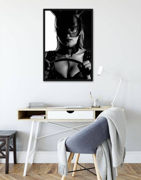 Pixxprint Sexy Frau mit Halsband und Hasenmaske, Monochrome, Poster mit Bilderrahmen Schlussverkauf