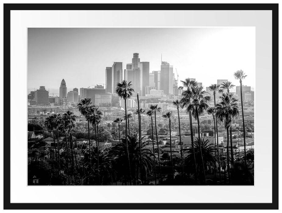 Pixxprint Palmen vor Skyline von Los Angeles, Monochrome, im Galerie-Passepartout Bilderrahmen Vatertagsangebot