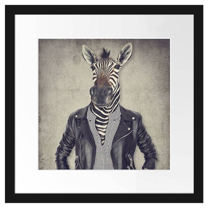 Pixxprint Zebrakopf Menschenkörper mit Lederjacke, im Galerie-Passepartout Bilderrahmen Kostenlose Rückgabe