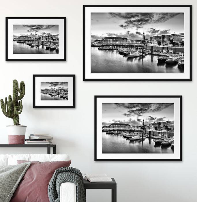Pixxprint Hamburger Hafen am Abend, im Galerie-Passepartout Bilderrahmen Riesige Rabatte