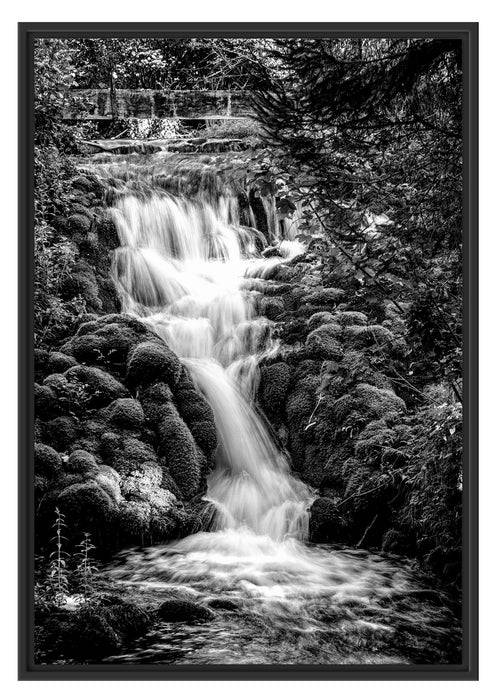 Pixxprint Wasserfall im grünen Wald, Monochrome, im Schwebe-Effekt Bilderrahmen Flash Sale