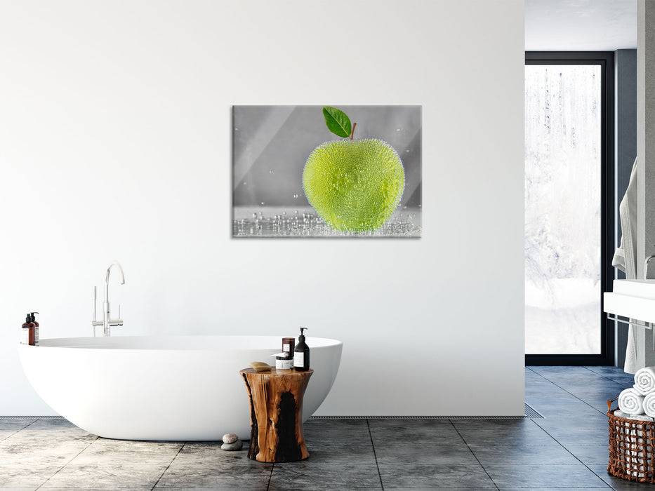 Pixxprint Grüner leckerer Apfel im Wasser, Glasbild Versandkostenfrei