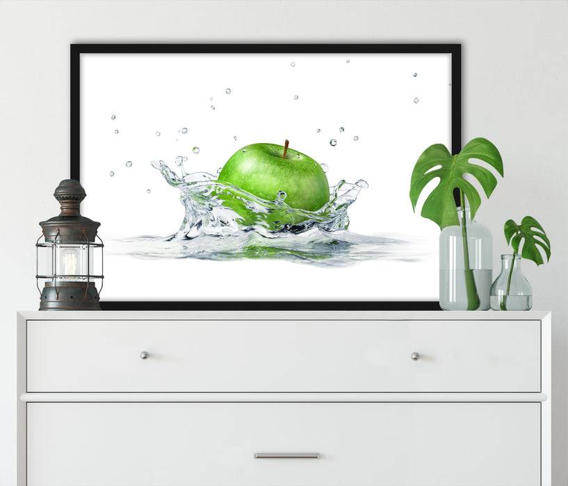 Pixxprint Grüner Apfel fällt in Wasser, Poster mit Bilderrahmen Hotsell