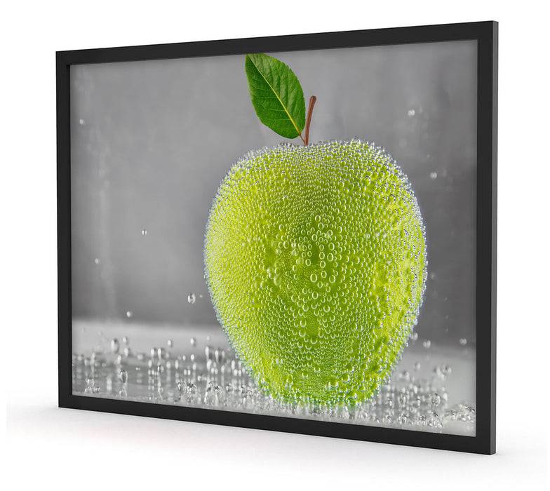 Pixxprint Grüner leckerer Apfel im Wasser, Poster mit Bilderrahmen Kauf eins, bekomm eins gratis
