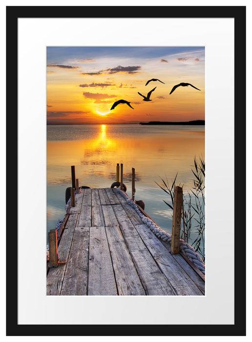 Pixxprint Steg bei Sonnenuntergang, im Galerie-Passepartout Bilderrahmen Online Outlet