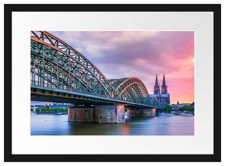 Pixxprint Hohenzollernbrücke in Köln, im Galerie-Passepartout Bilderrahmen Exklusive Angebote