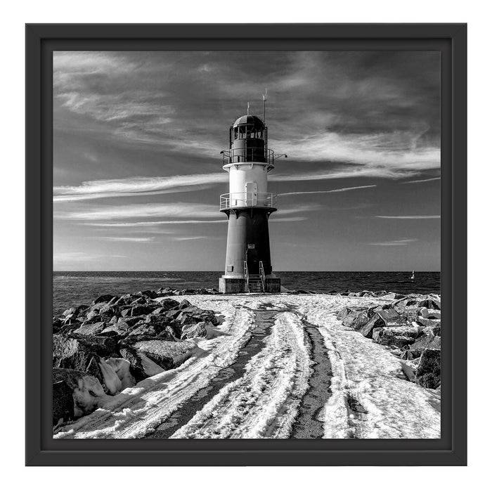 Pixxprint Molentürme in Warnemünde im Winter, Monochrome, im Schwebe-Effekt Bilderrahmen Nur noch ein Tag übrig