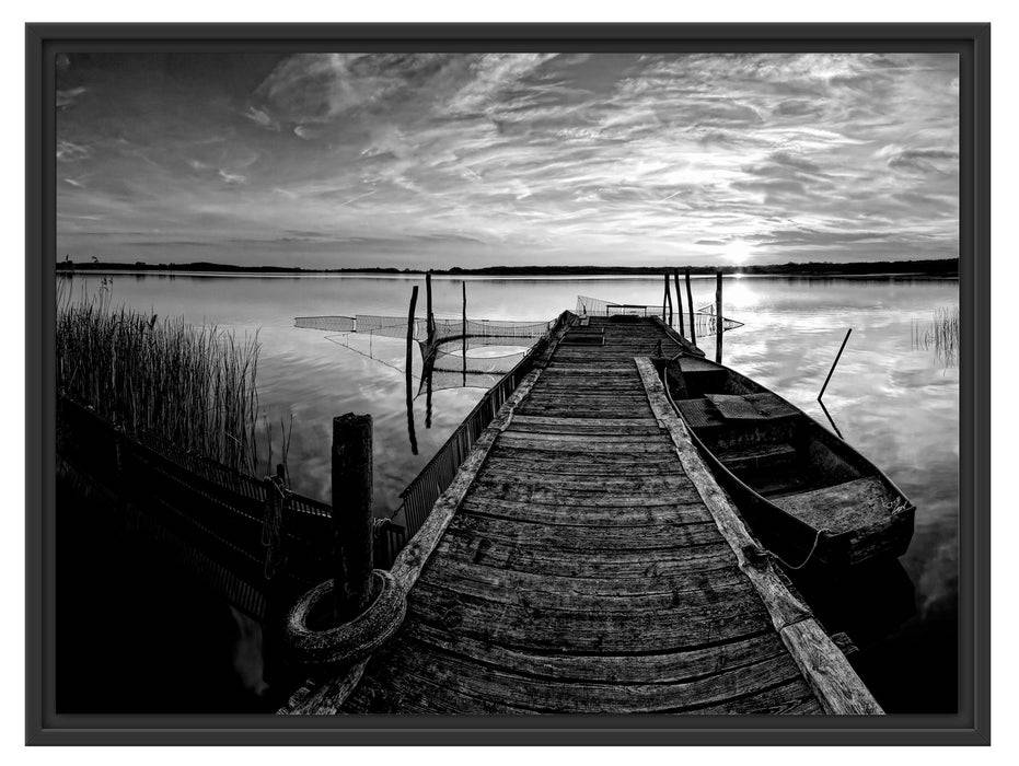 Pixxprint Weitwinkel Holzsteg im Sonnenuntergang, Monochrome, im Schwebe-Effekt Bilderrahmen Riesige Rabatte