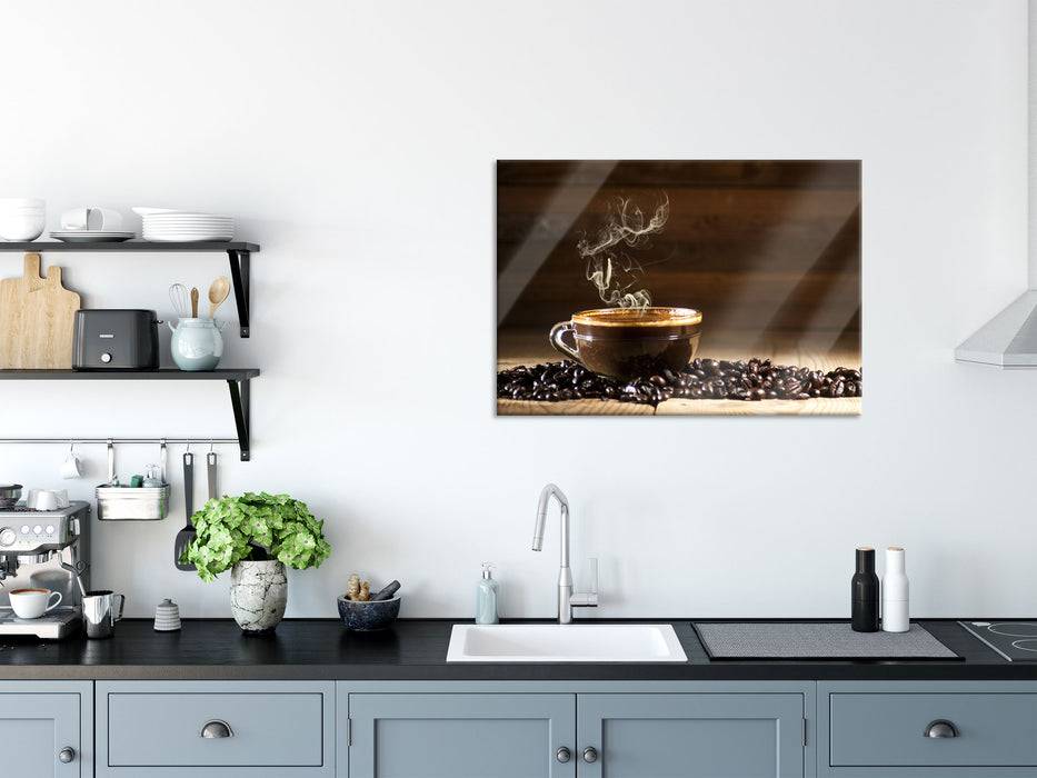 Pixxprint Kaffee zwischen Kaffeebohnen, Glasbild Neuheiten