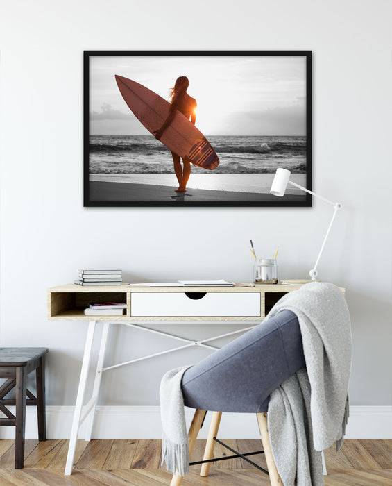 Pixxprint Surferin vor Sonnenuntergang, Poster mit Bilderrahmen Saisonschlussverkauf