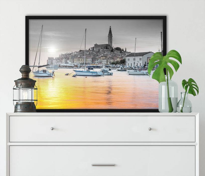 Pixxprint Kroatische Hafenstadt, Poster mit Bilderrahmen Top Angebot