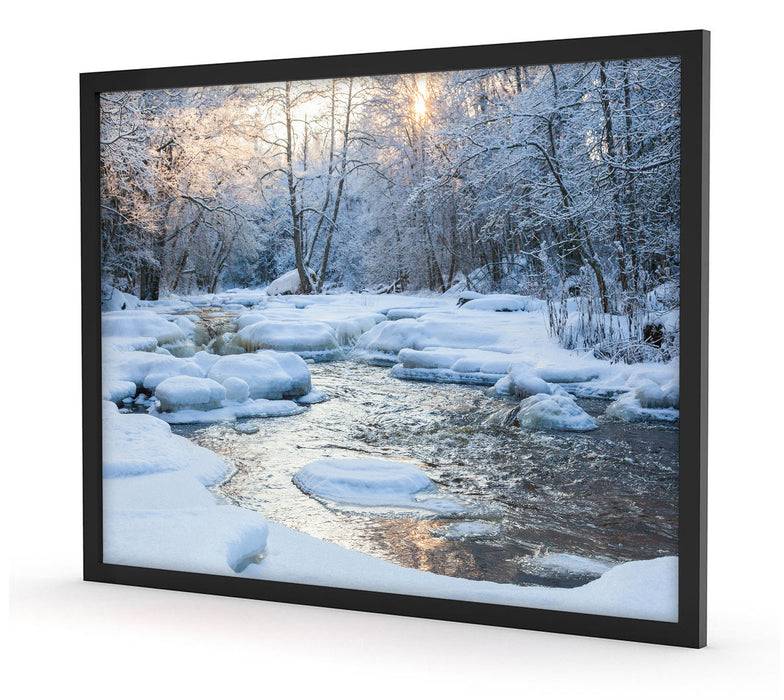 Pixxprint Bach in Winterlandschaft, Poster mit Bilderrahmen Letzter Tag