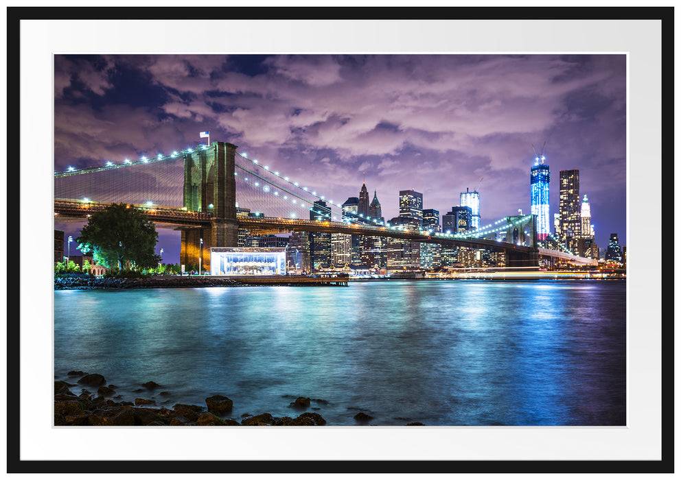 Pixxprint Skyline New York, im Galerie-Passepartout Bilderrahmen Große Rabatte