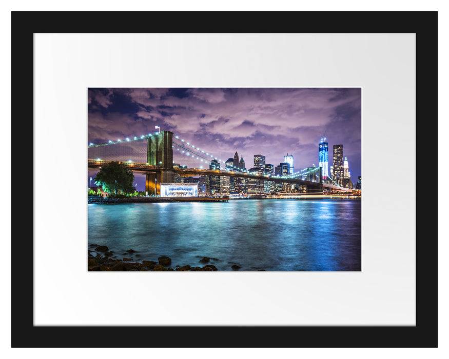 Pixxprint Skyline New York, im Galerie-Passepartout Bilderrahmen Große Rabatte