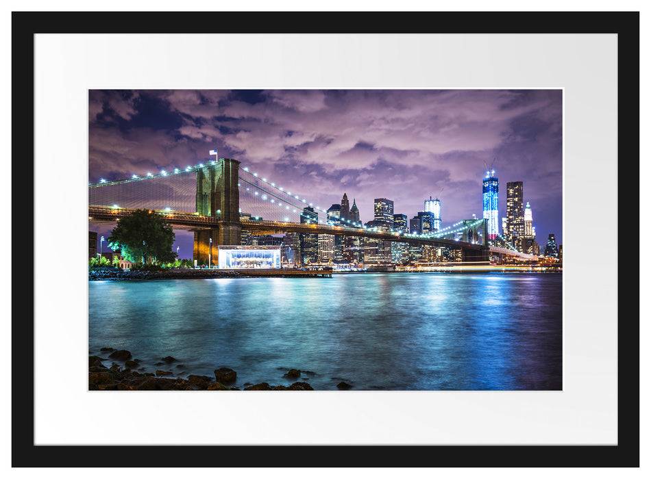 Pixxprint Skyline New York, im Galerie-Passepartout Bilderrahmen Große Rabatte