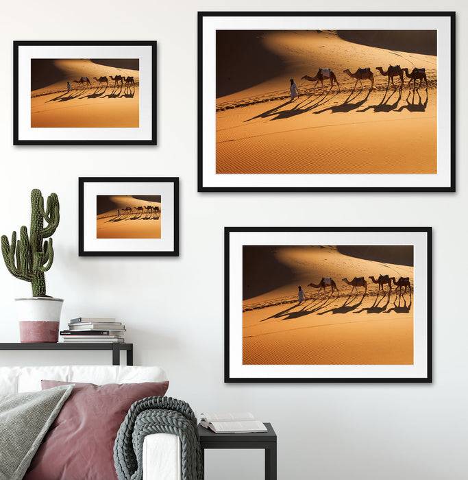 Pixxprint Kamelkarawane in der Wüste, im Galerie-Passepartout Bilderrahmen Tiefpreis