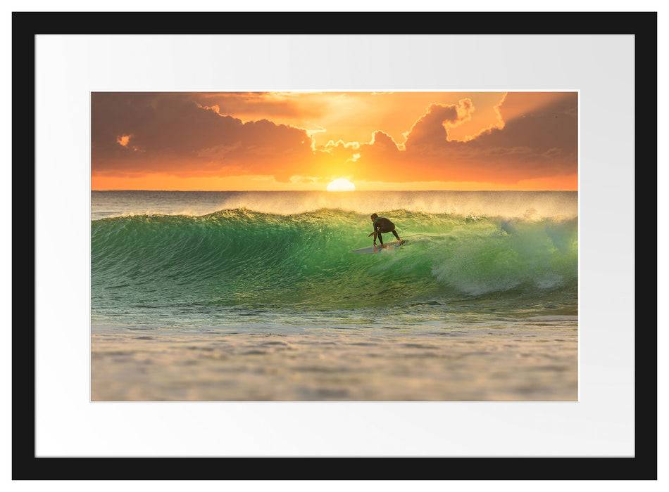Pixxprint Surfen im Sonnenuntergang, im Galerie-Passepartout Bilderrahmen Nur noch ein Tag übrig