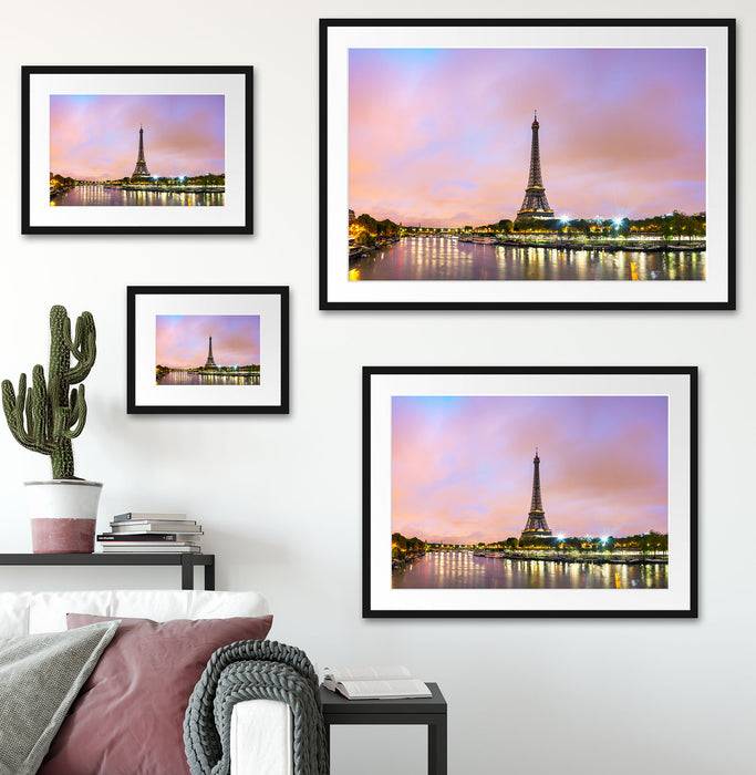 Pixxprint Eifelturm Paris bei Nacht, im Galerie-Passepartout Bilderrahmen Speichern exportieren