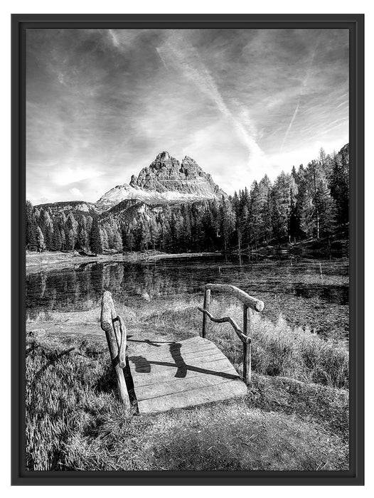 Pixxprint Holzbrücke an Dolomiten See im Herbst, Monochrome, im Schwebe-Effekt Bilderrahmen Bestseller