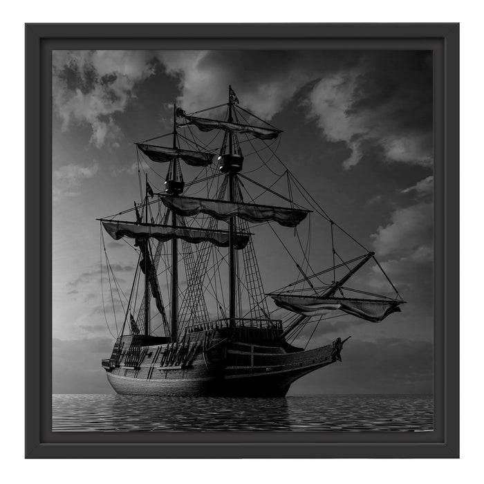 Pixxprint Großes Segelschiff im Sonnenuntergang, Monochrome, im Schwebe-Effekt Bilderrahmen Letzte 3 Tage