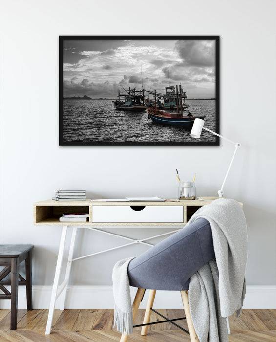 Pixxprint thailändische Fischerboote im Meer, Poster mit Bilderrahmen Discount Store für neue Produkte