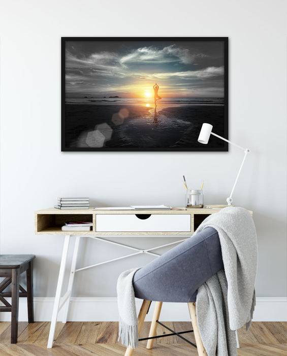 Pixxprint Yoga Silhouette am Strand, Poster mit Bilderrahmen 50% Rabatt mit kostenlosem Versand