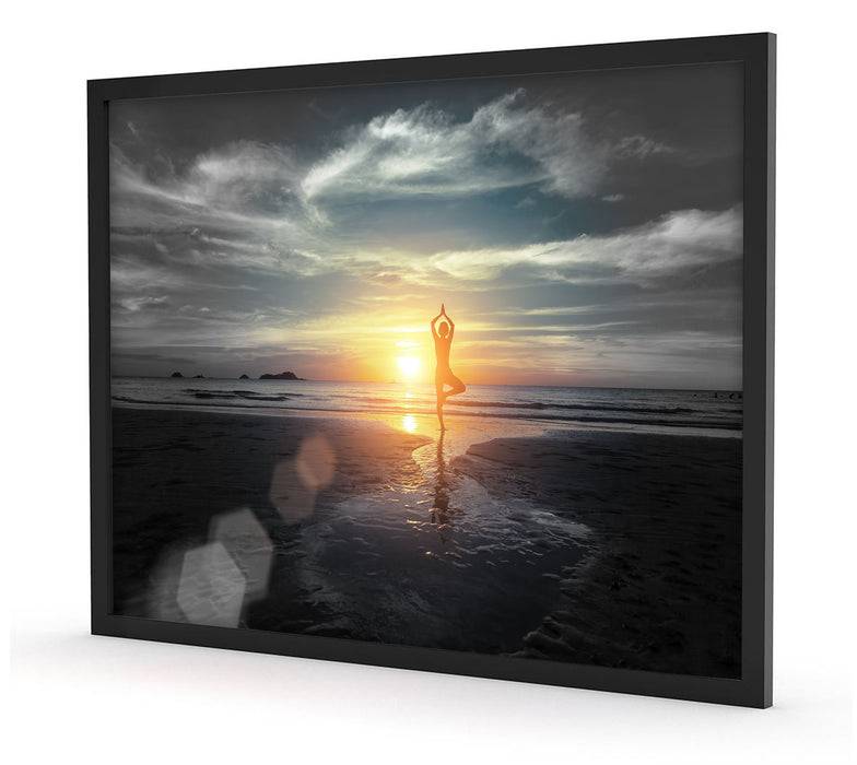 Pixxprint Yoga Silhouette am Strand, Poster mit Bilderrahmen 50% Rabatt mit kostenlosem Versand