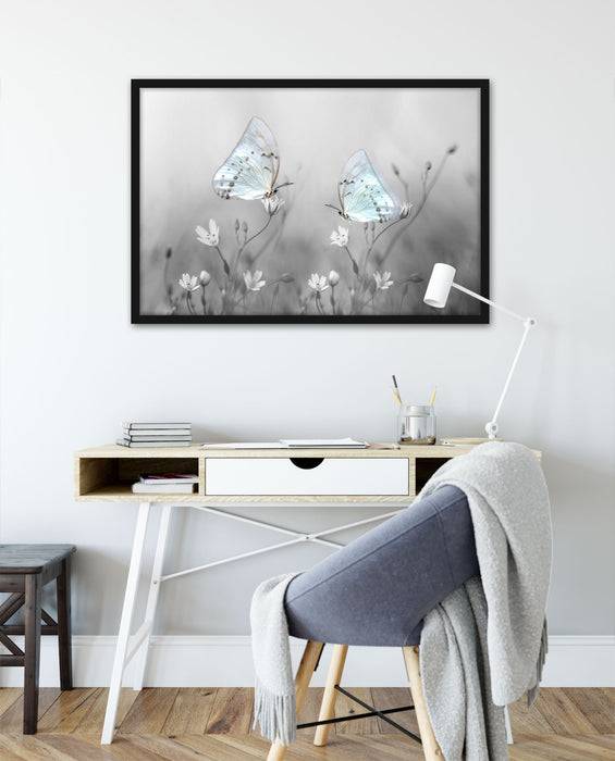 Pixxprint Schmetterling auf kleinen Blumen, Poster mit Bilderrahmen Black Friday Preise