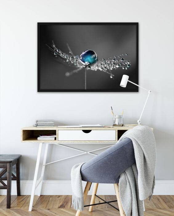 Pixxprint Wassertropfen auf einer Pusteblume, Poster mit Bilderrahmen Weihnachtsangebot