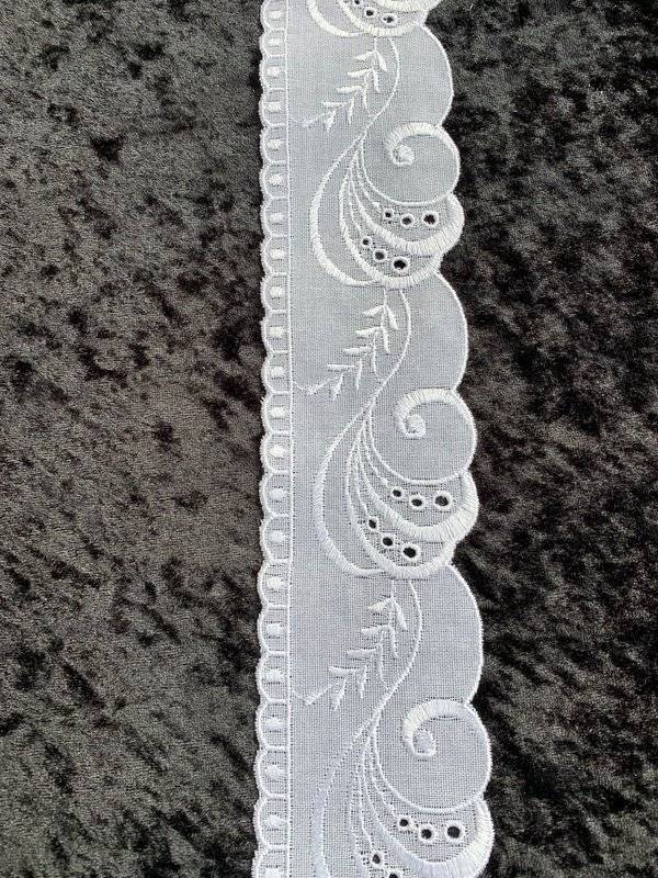 Plauener Spitze Swing 6cm/ weiss Black Friday