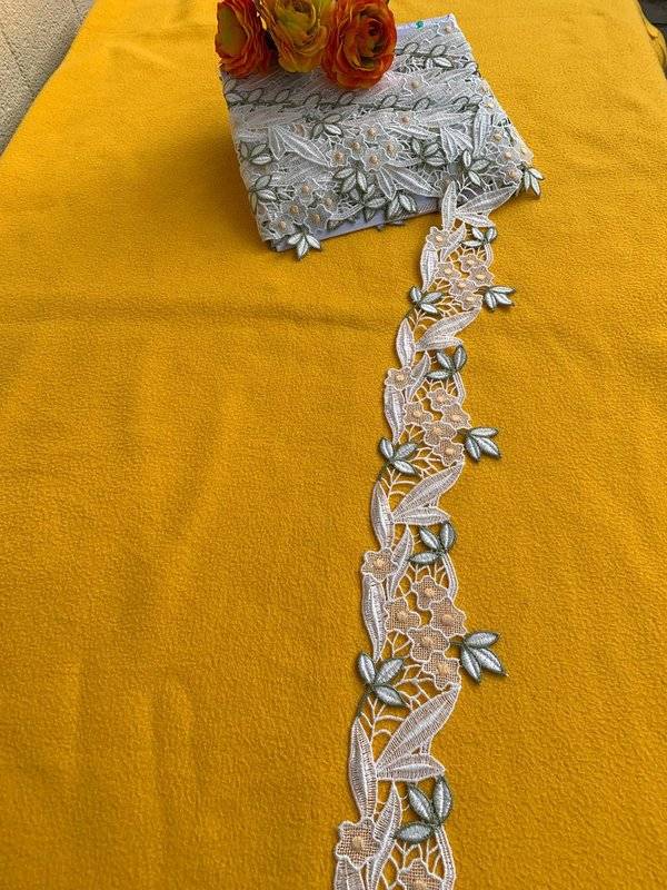 Plauener Spitze Frühlingserwachen 8cm/bunt Letzte 2 Tage