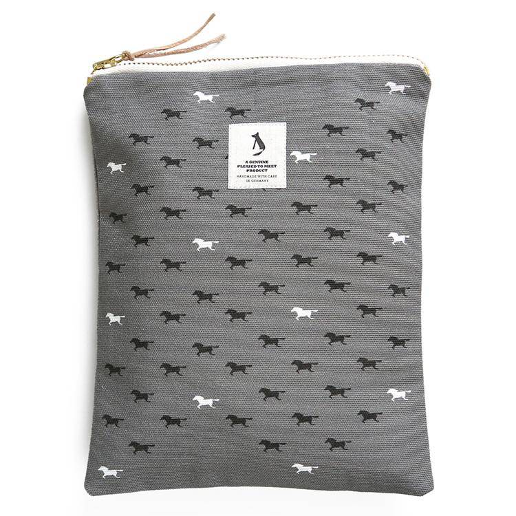 Pleased To Meet Lucky Arrows Pouch 2025